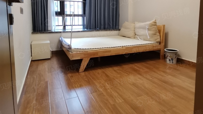 Zhanjiang expat housing - Furnished apartment: Yueju Le Yiyi Court