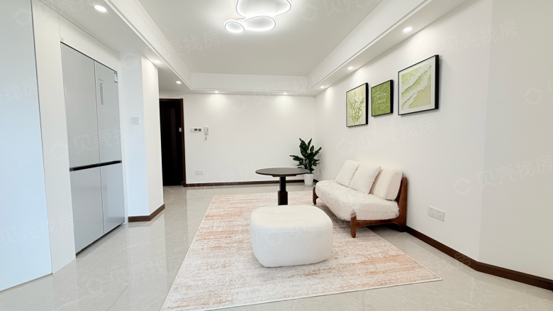 Apartment for rent in Shanghai - Greenland Haiyi Apartment - Photo 2