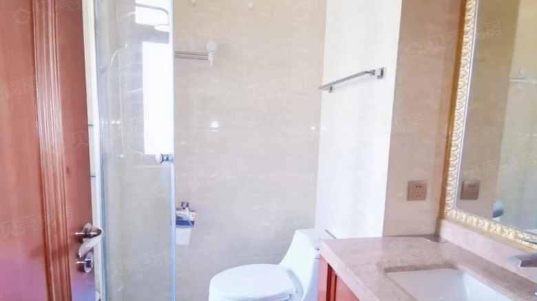 Apartment for rent in Qingdao - Galaxy Bay Phase 1, Garden No. 2 - Photo 9