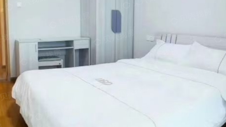 Rent Apartment in Sanya: Cuiping · Phoenix Water City