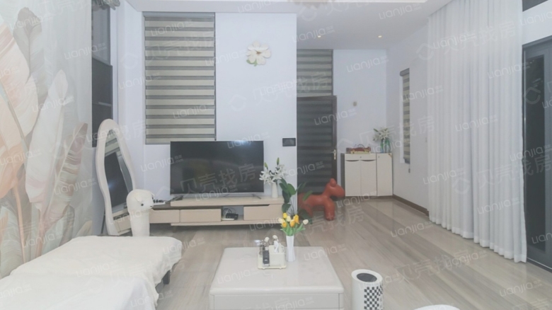 Rent Apartment in Sanya: Rizhao Sanya Bay · High School District Villa