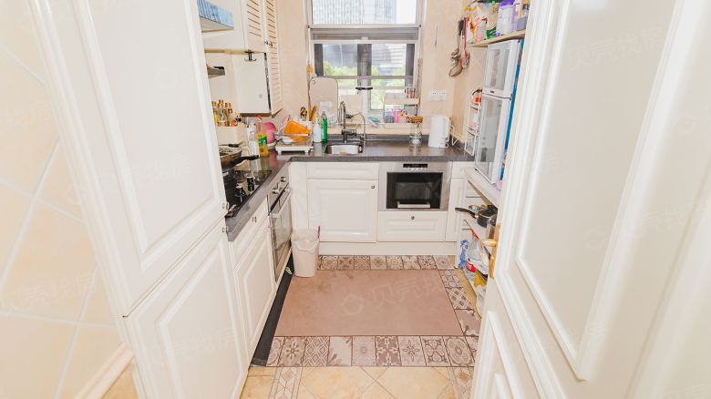 Apartment for rent in Shanghai - Shanghai Bay Mansion Phase I - Photo 6