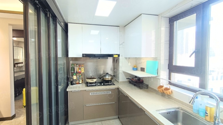 Apartment for rent in Shenyang - Zhonghai Peace Gate Skyline - Photo 9