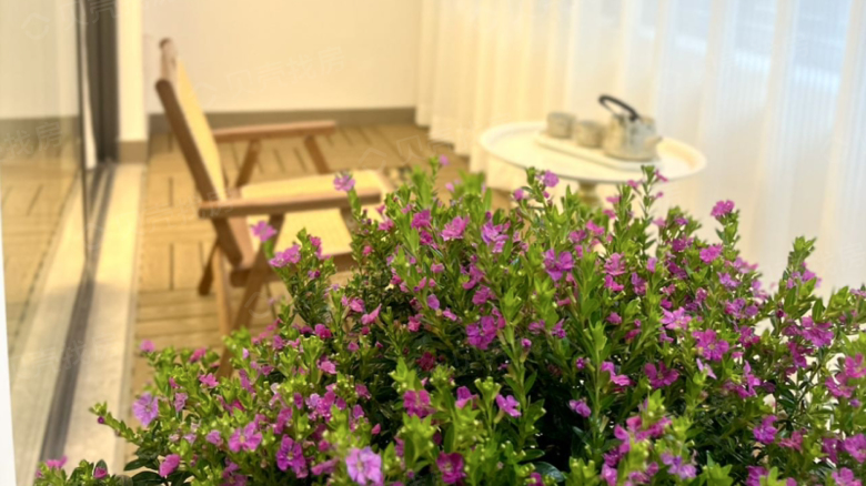 Huzhou expat housing - Furnished apartment: Green City Phoenix Perches on Spring Waves