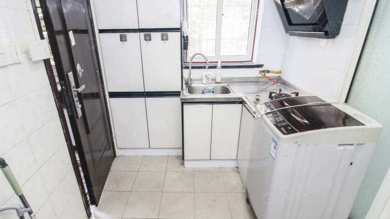 Apartment for rent in Shanghai - Nanchang Court - Photo 5