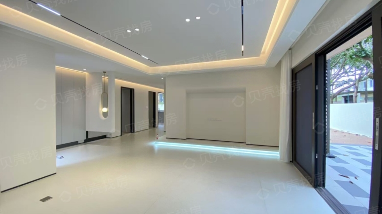 Haikou expat housing - Furnished apartment: Vanke Longines Bay