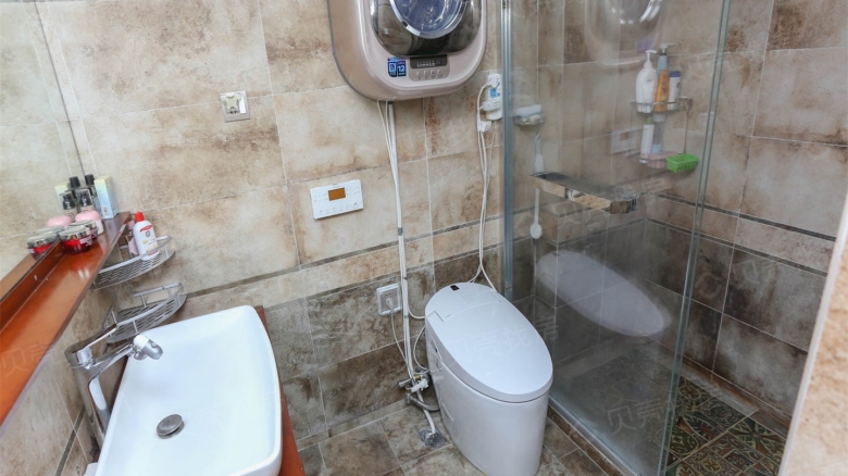 Apartment for rent in Shanghai - Haiyuan Building - Photo 6