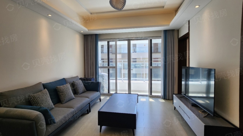 Rent Apartment in Sanya: National Coast · Poly Haitang Bay