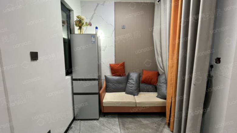 Apartment for rent in Fuzhou - Wushan Ninth Alley, Block B - Photo 2