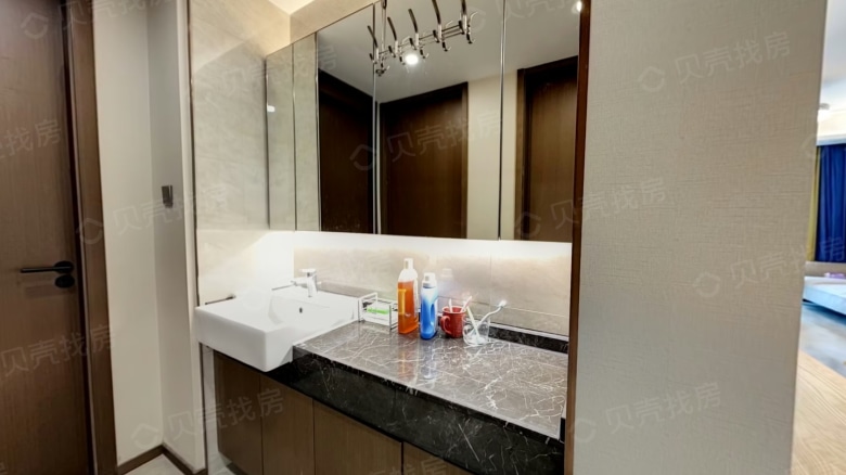 Apartment for rent in Wuhan - Oceanwide Oriental Realm Worldview Plot 3 - Photo 8