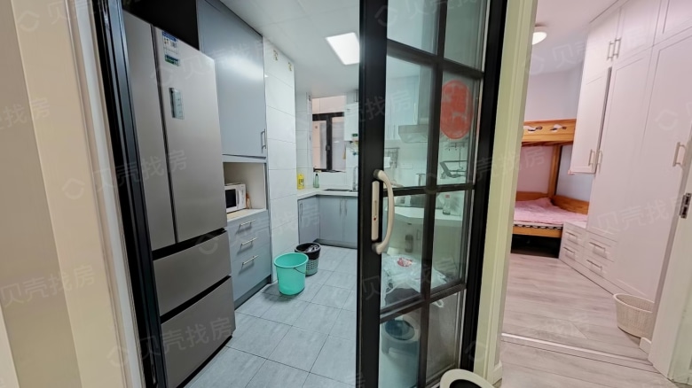 Wuhan expat housing - Furnished apartment: Shengjing Mansion