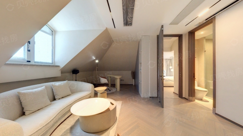 Hangzhou expat housing - Furnished apartment: Jinmao Mansion Riverside