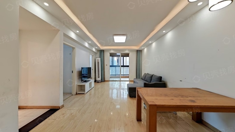 Apartment for rent in Wuhan - BaRuijing Central Living Area Phase VI - Photo 2