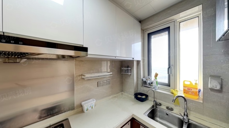 Apartment for rent in Wuhan - Helen Spring Phase IV - Photo 2