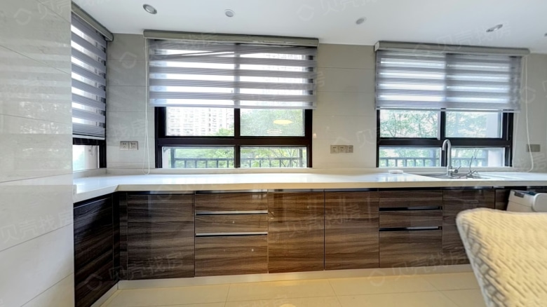 Apartment for rent in Nantong - Huaqiang City - Photo 15