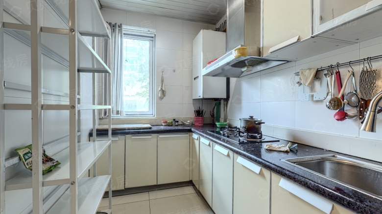 Apartment for rent in Beijing - Emerald City Phase II - Photo 9