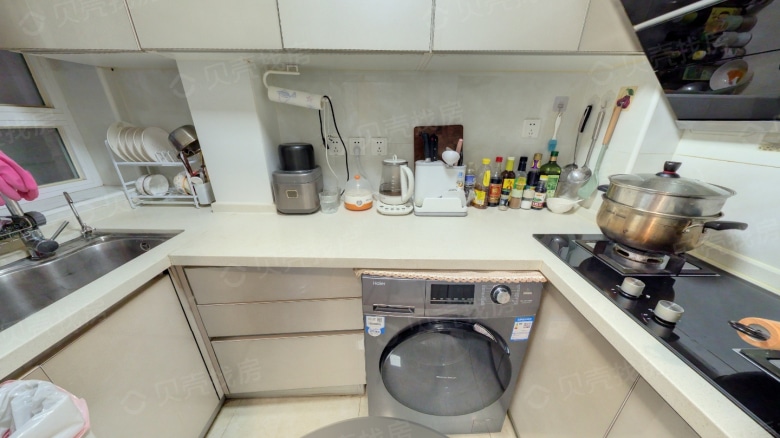 Rent Apartment in Beijing: No. 22 Courtyard, Cuiwei Road - Image 4