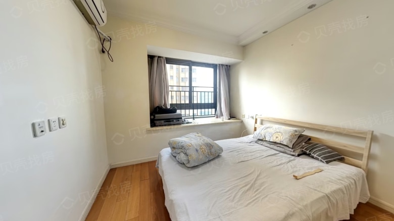Apartment for rent in Qingdao - Zhonghai Qingjiang Huafu - Photo 4