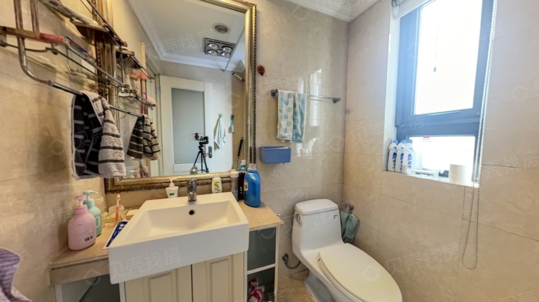 Apartment for rent in Qingdao - Zhonghai Qingjiang Huafu - Photo 10