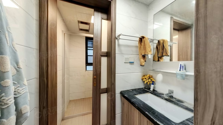 Apartment for rent in Wuhan - Country Garden Haichang Tianlan Phase IV Egret Bay - Photo 1