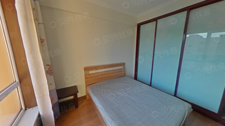 Apartment for rent in Dalian - Causeway Bay - Photo 4