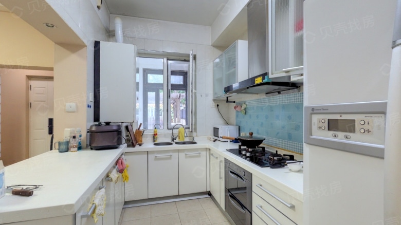 Apartment for rent in Beijing - Emerald City Phase II - Photo 11