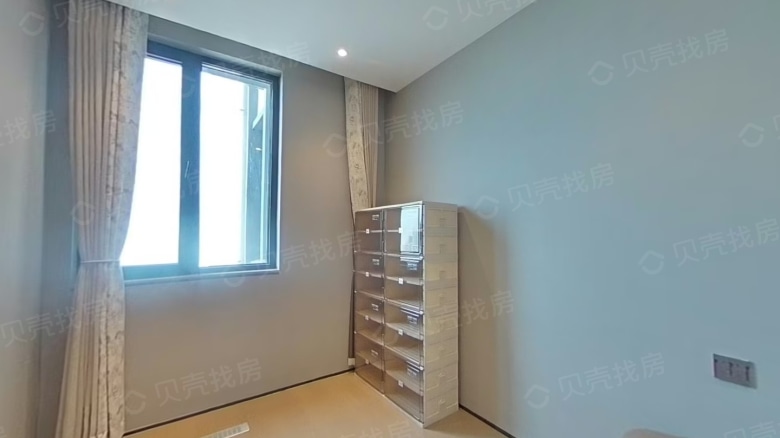 Apartment for rent in Qingdao - Laoshan Jinmao Mansion West Zone - Photo 4