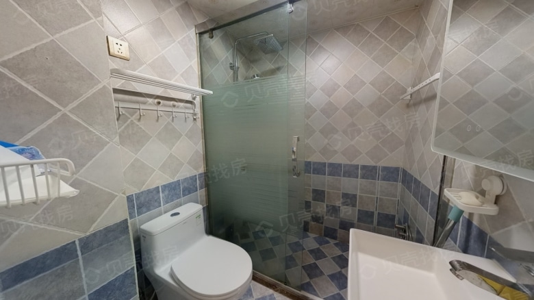 Rent Apartment in Beijing: Rainbow City Area 4 - Image 5