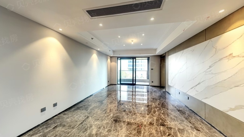 IFC International Financial Center Residence