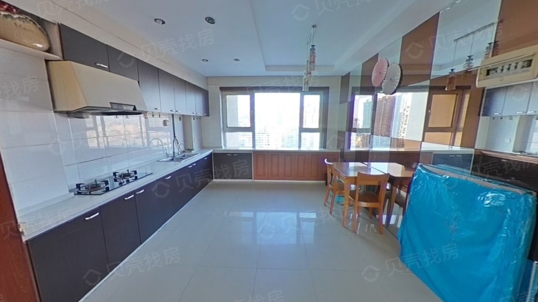 Apartment for rent in Dalian - Causeway Bay - Photo 6