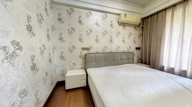 Apartment for rent in Nantong - Huaqiang City - Photo 6