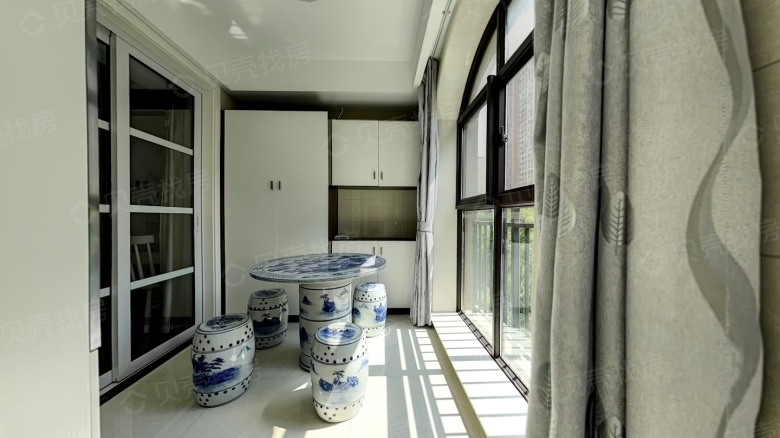 Apartment for rent in Nantong - Huaqiang City - Photo 17