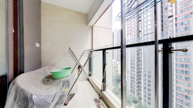 Apartment for rent in Wuhan - Yuexiu International Financial Hub Phase II - Photo 4