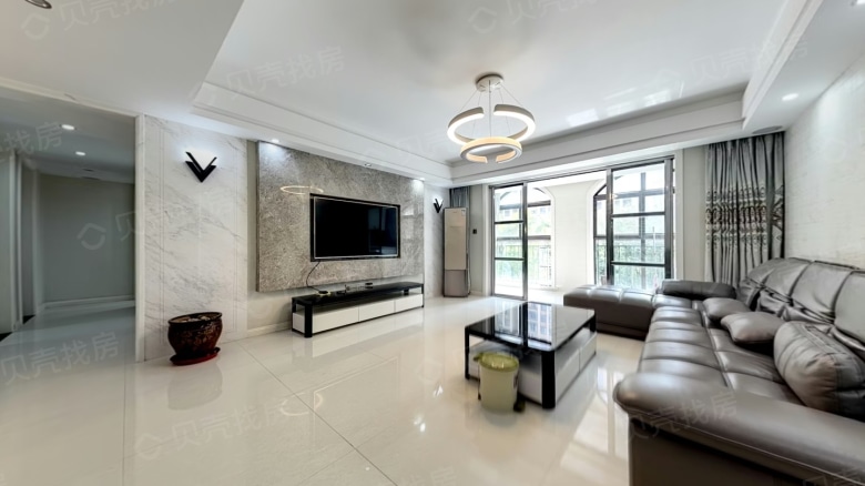 Apartment for rent in Nantong - Huaqiang City - Photo 2