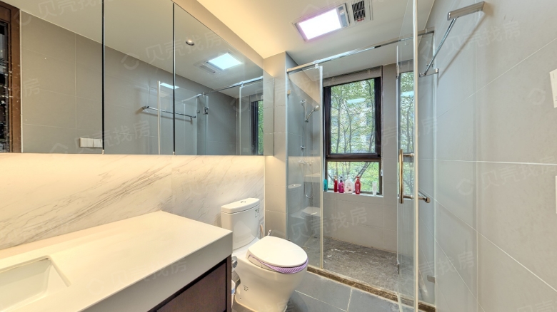 Apartment for rent in Wuhan - Optics Valley Innovation World Phase 1 - Photo 5