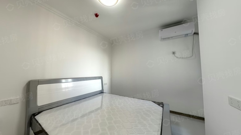 Apartment for rent in Wuhan - Land Rover Park - Photo 4