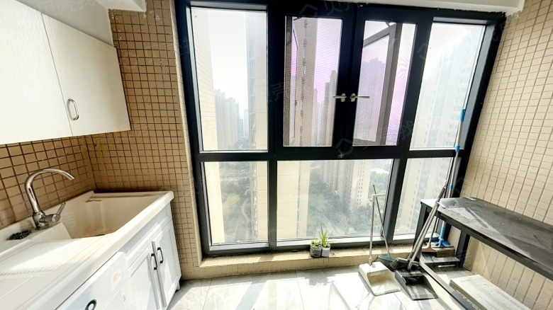 Apartment for rent in Wuhan - Guangdian Lanting Times Phase I - Photo 2