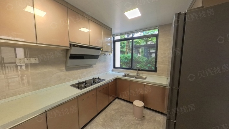 Apartment for rent in Guangzhou - South Lake Villa - Photo 10