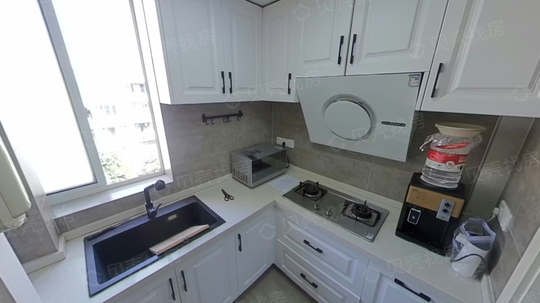 Apartment for rent in Shanghai - Lane 1010, Baode Road - Photo 3