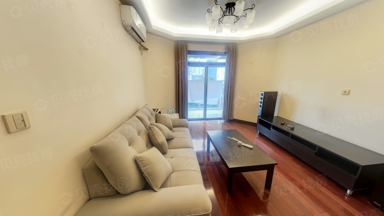 Apartment for rent in Shanghai - Rainbow Crown Apartments - Photo 2