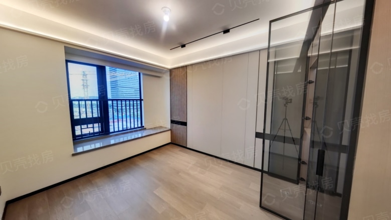 Related Property Image