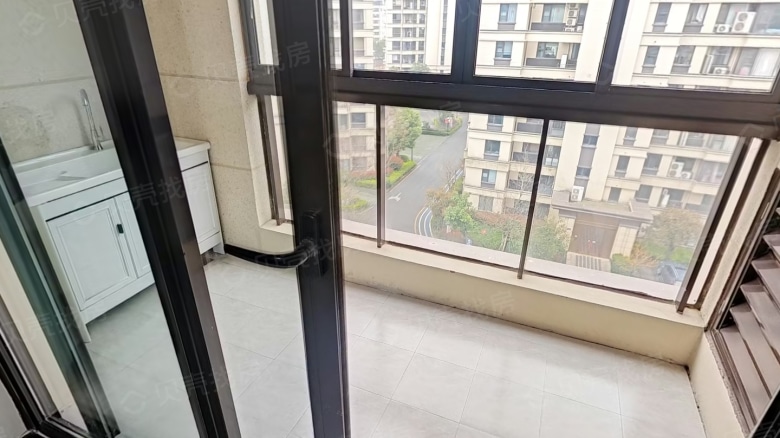 Apartment for rent in Ningbo - Zhonghai Fenghuali - Photo 12