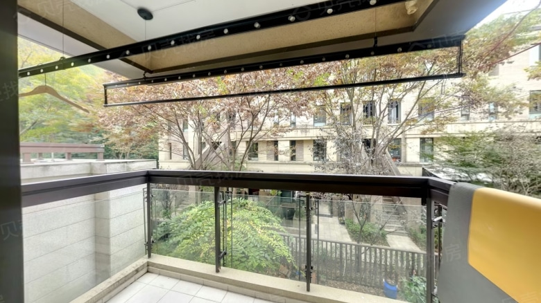 Apartment for rent in Hangzhou - Vanke Kunhe Yuquan - Photo 2