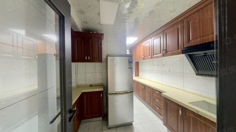Apartment for rent in Beijing - Photo 8