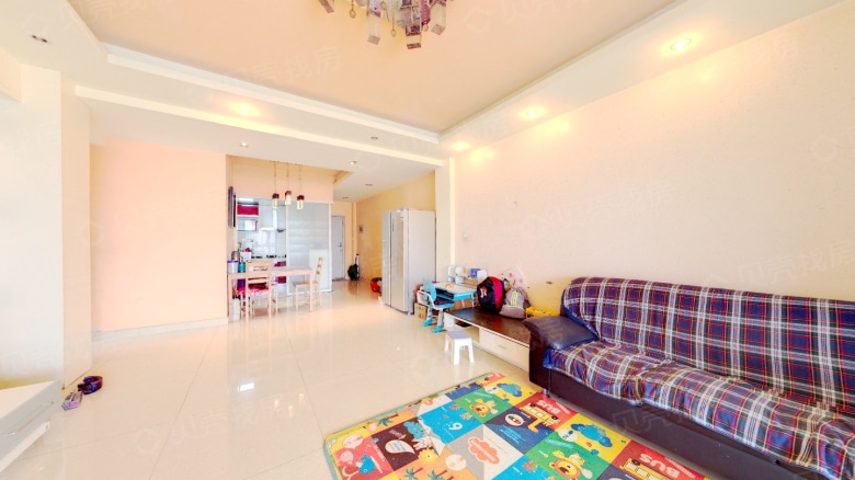Rent Apartment in Chengdu: Shane Pearl