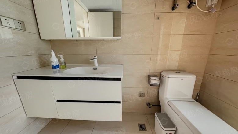 Apartment for rent in Nantong - Huaqiang City - Photo 12