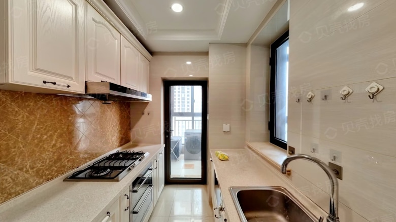 Apartment for rent in Wuhan - Han Street One Mansion - Photo 3