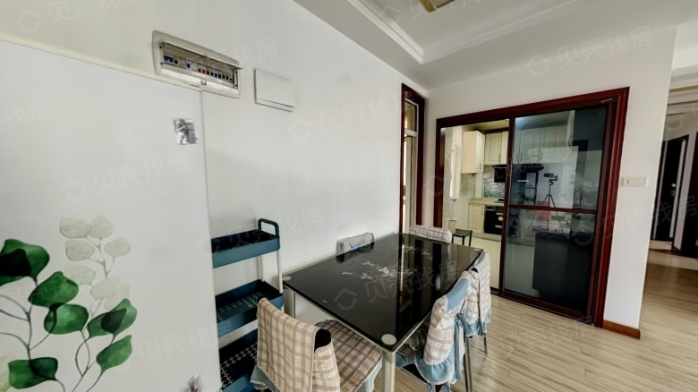Apartment for rent in Wuhan - Longjiang Court Area A - Photo 4