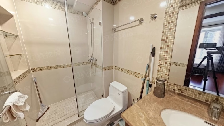 Apartment for rent in Shenyang - Royal View New World - Photo 8