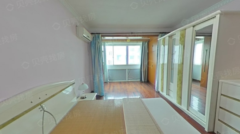 Shanghai expat housing - Furnished apartment: South Dragon Garden East Zone
